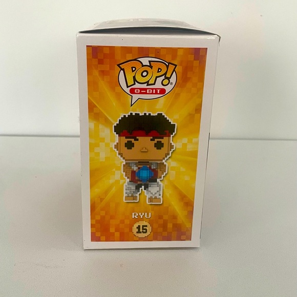 Funko Pop! Street Fighter 8 bit Ryu #15 (GameStop Exc) Vinyl Figure Damaged box - Picture 3 of 5